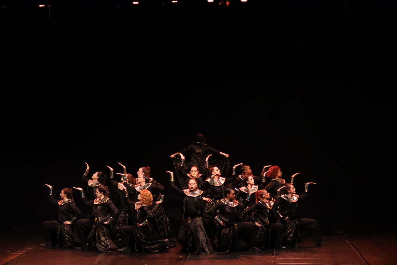 Premiação de conjunto avançado no Marília Dance Festival 2026
